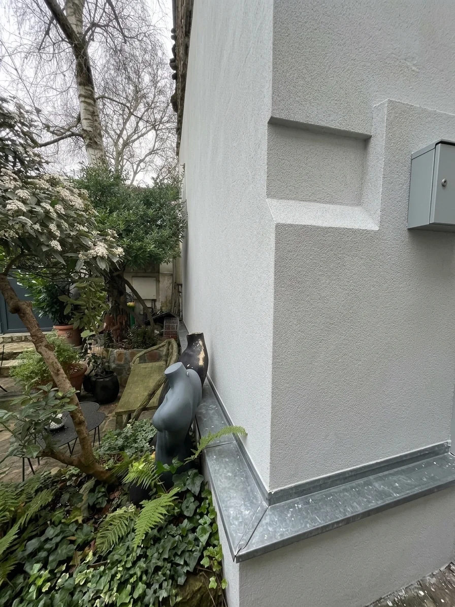 Ravalement de façade Colombelles — L'ancien site sidérurgique de la SMN